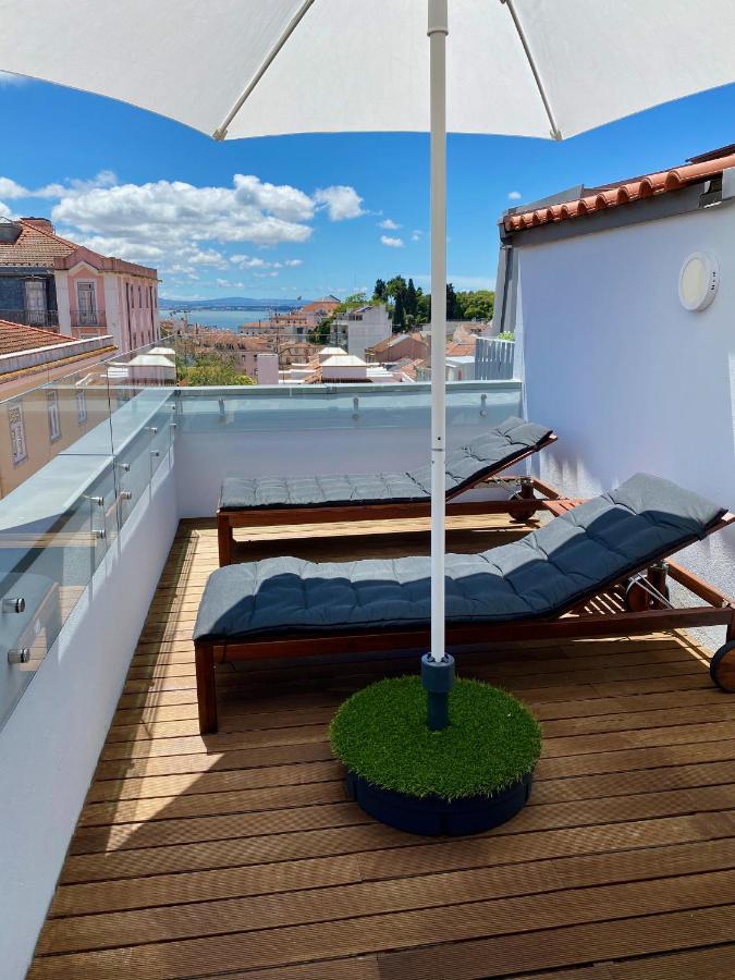 Apartment Unique By Myplaceforyou, In The Center Of With Views Over The And The Tagus River *