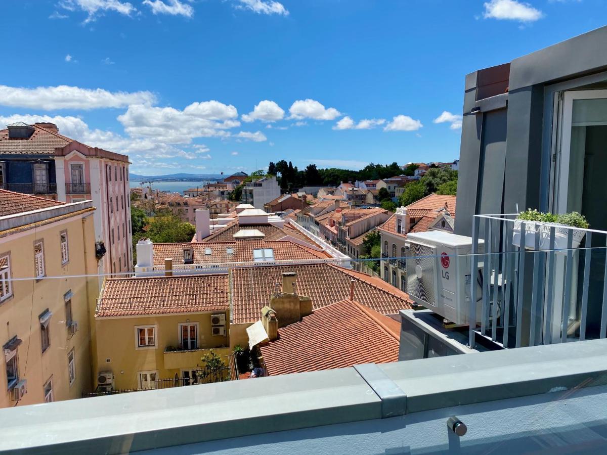 Unique By Myplaceforyou, In The Center Of With Views Over The And The Tagus River Apartment *