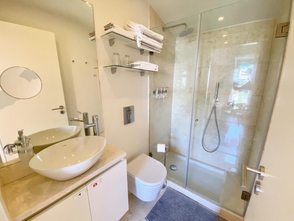 Apartment Unique By Myplaceforyou, In The Center Of With Views Over The And The Tagus River *