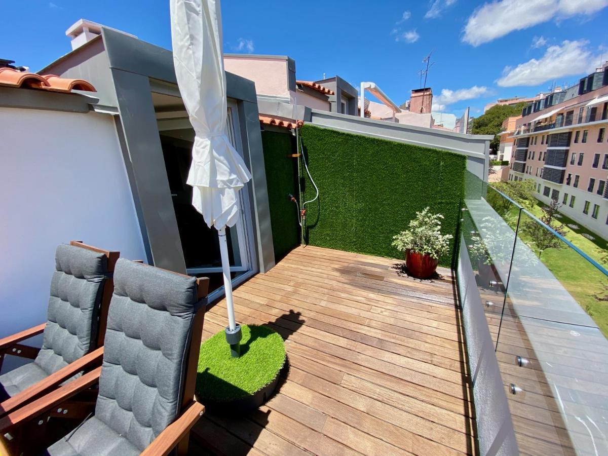 Unique By Myplaceforyou, In The Center Of With Views Over The And The Tagus River Apartment *