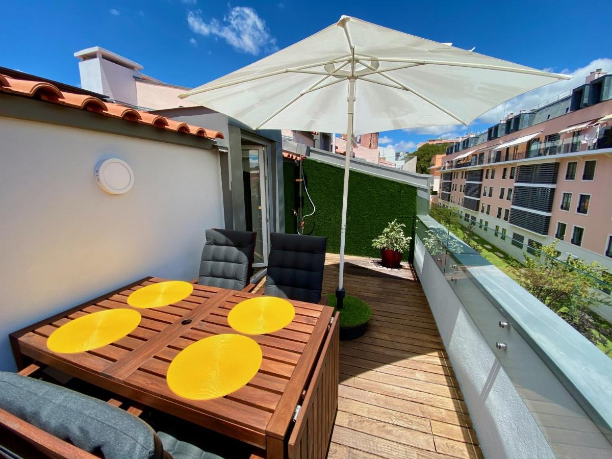 Unique By Myplaceforyou, In The Center Of With Views Over The And The Tagus River Apartment *